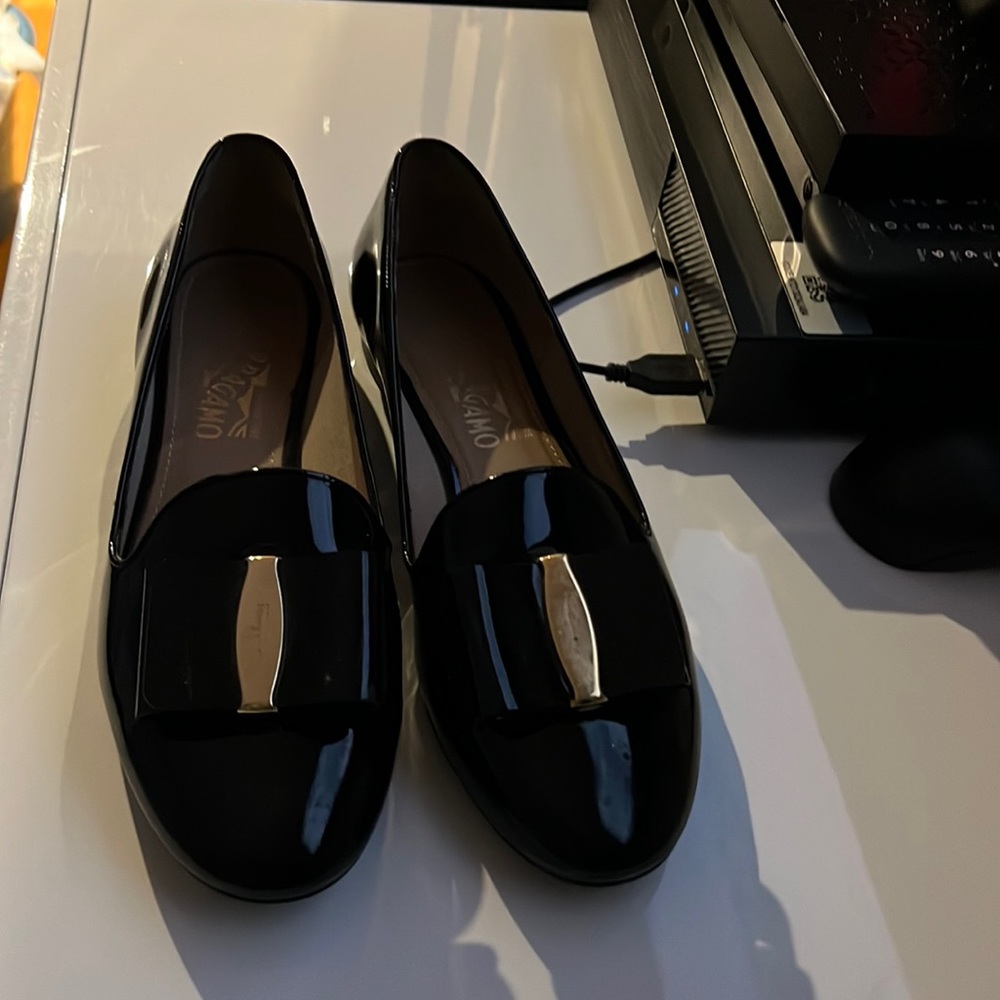 Black patent flats